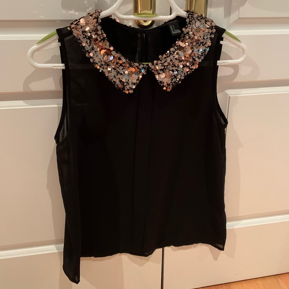 Forever 21 Tops - Sequin collared sleeveless blouse size small